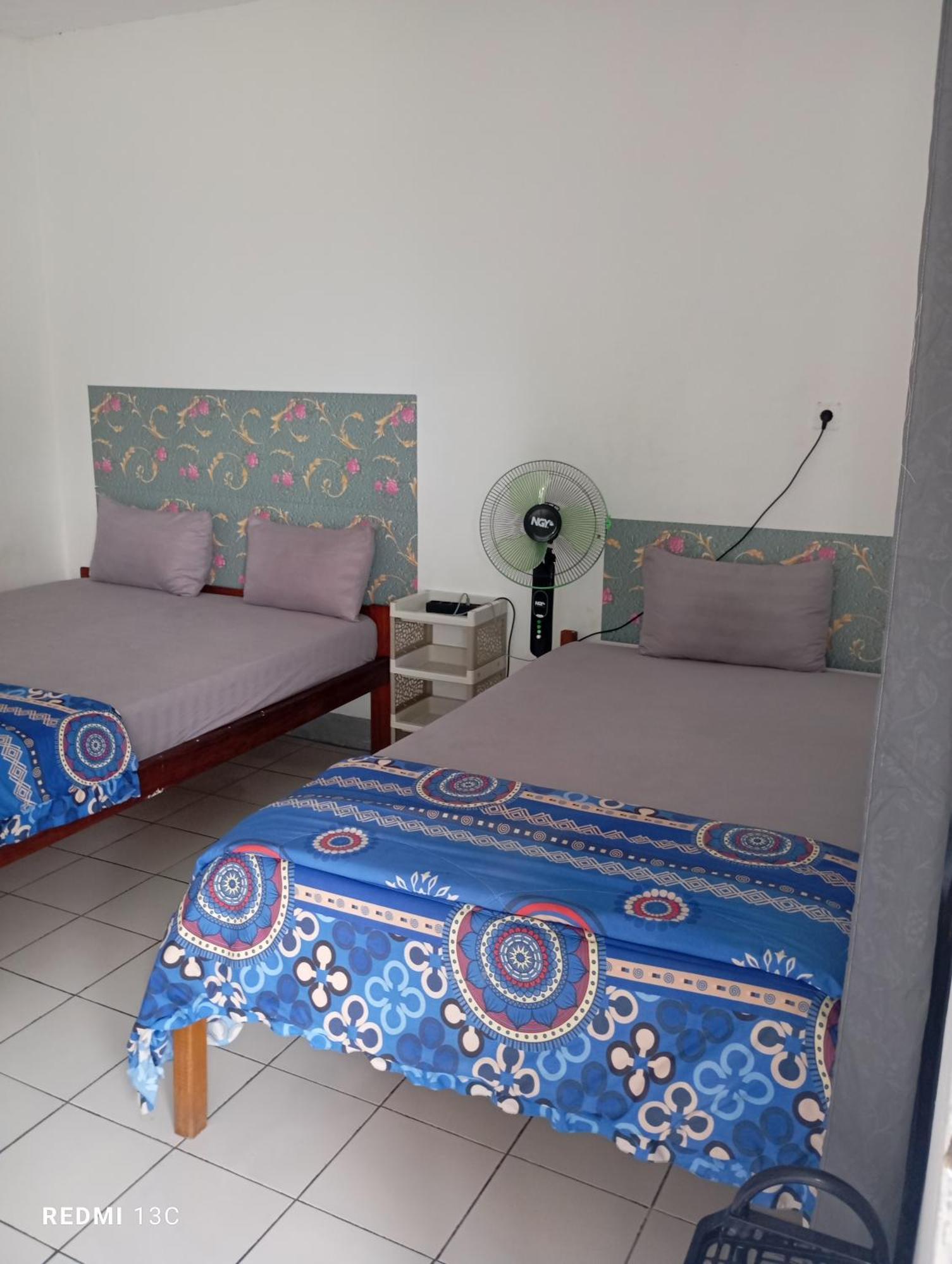 Hidayah Homestay Kelimutu Buitenkant foto