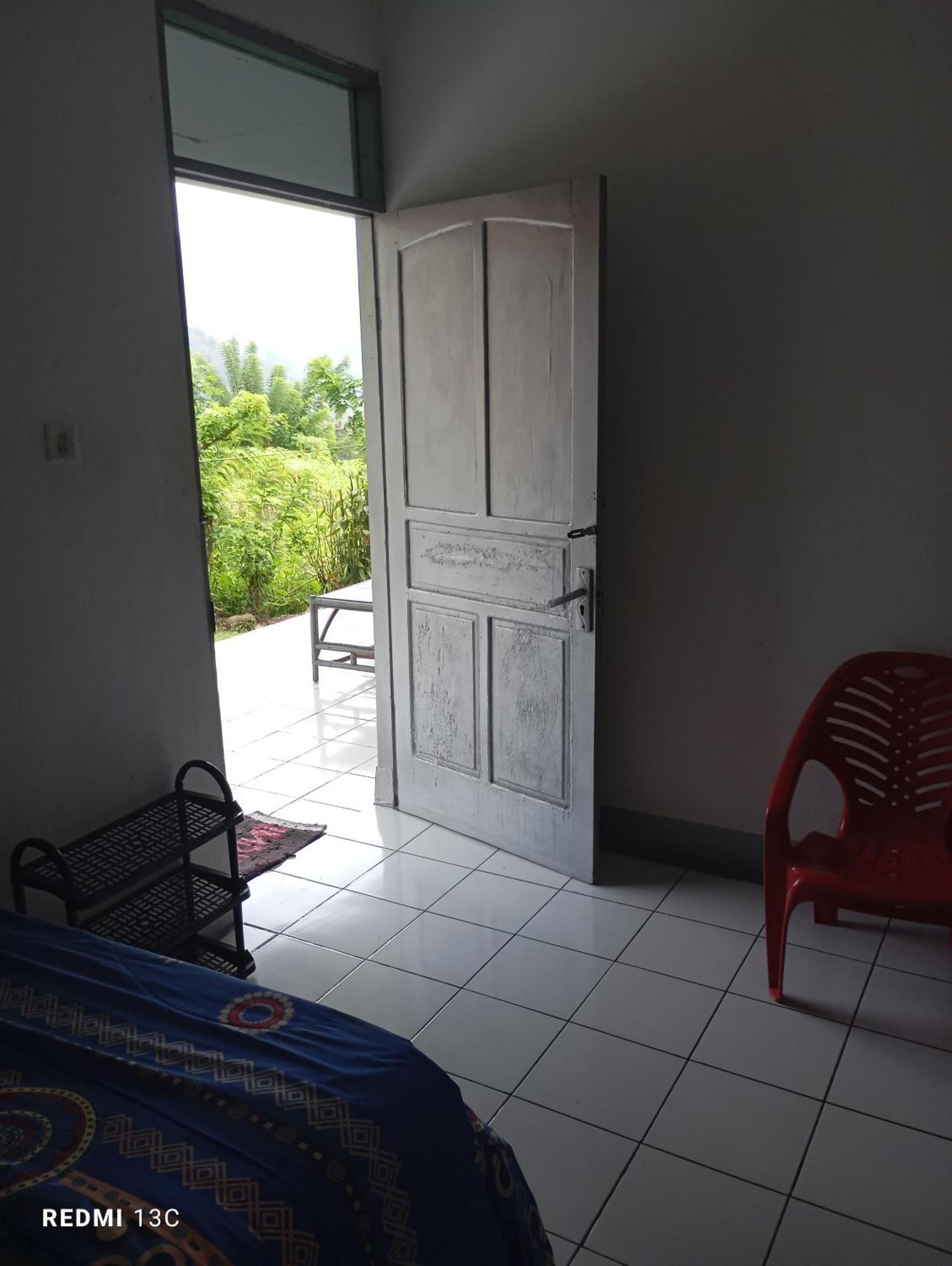 Hidayah Homestay Kelimutu Buitenkant foto